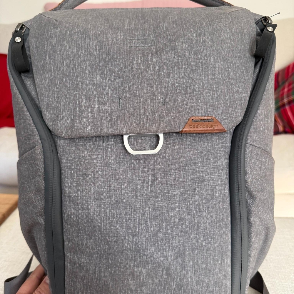 Peak Design Everyday Backpack v2 20L (Ash Color) – Complete Set - Picture 2 of 11
